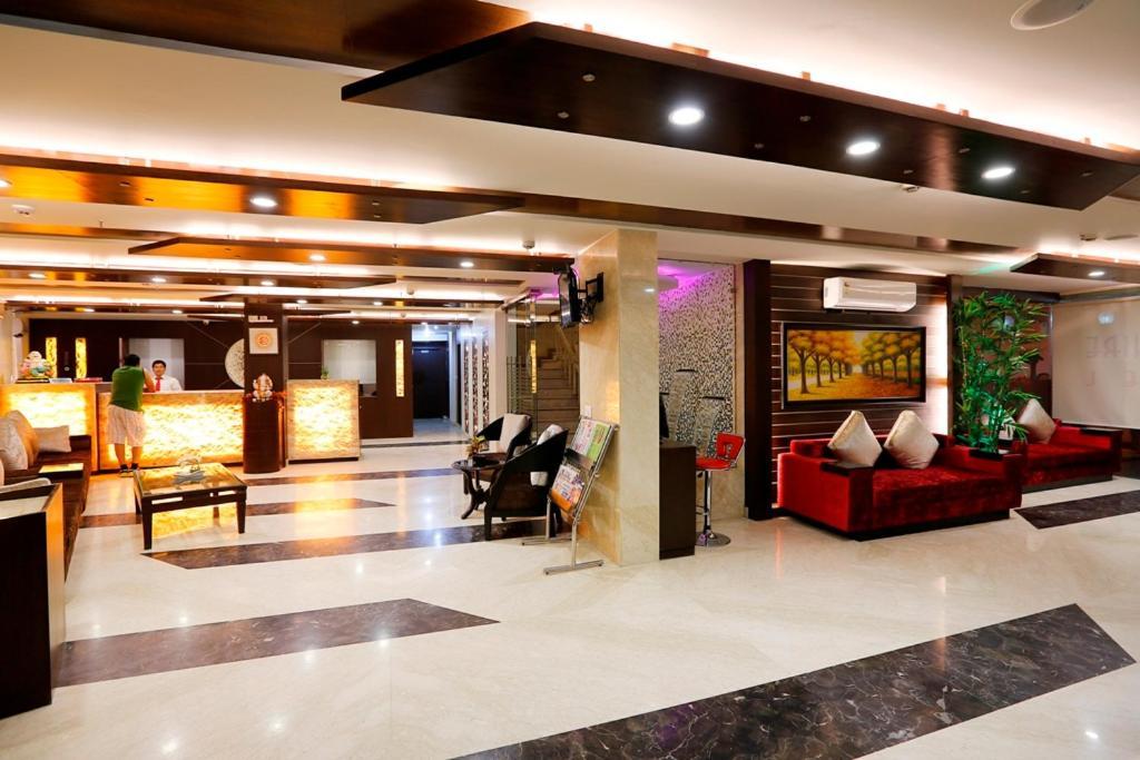 Airport La Sapphire Hotel & Restaurant Nova Deli Exterior foto