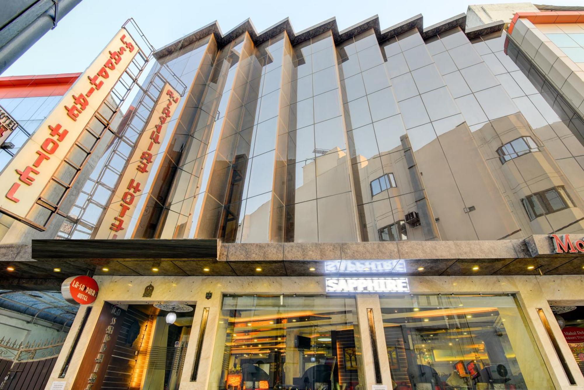 Airport La Sapphire Hotel & Restaurant Nova Deli Exterior foto